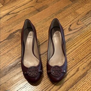 Tory Burch Women's Dark Burgundy Leather Logo Ballet Flats
